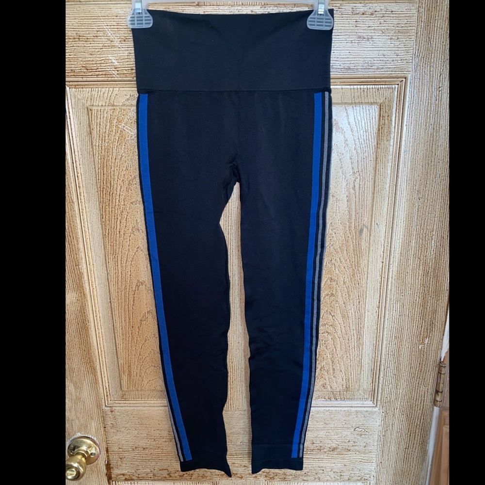 Black leggings